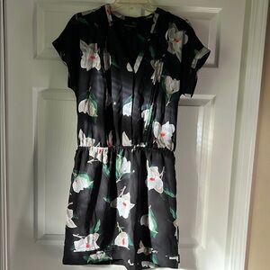 Knee-Length Multicolored Flutter Sleeve Sundress